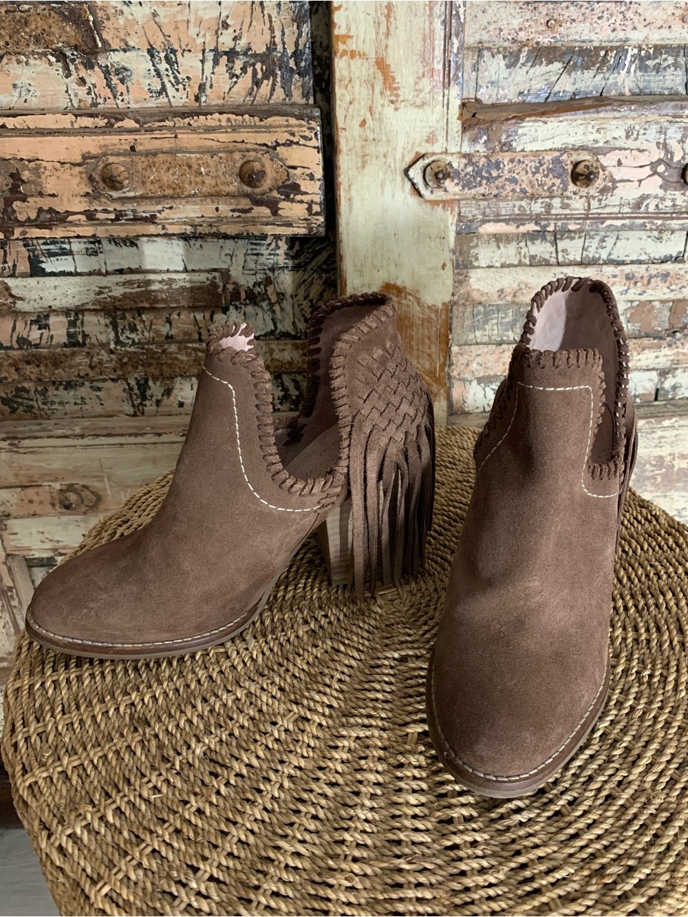 Ariat Unbridled Lily Whiskey Brown Western Suede Fringe Ankle Boots, Booties, 6.